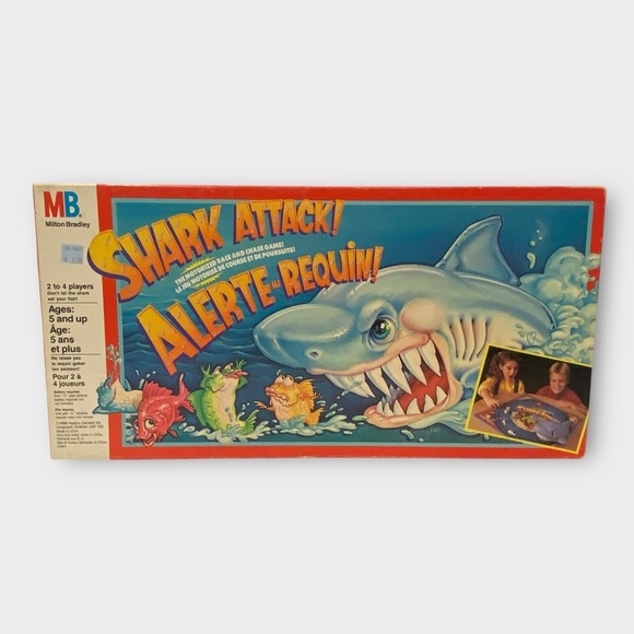 Shark Attack Vintage 1988 Board Game Complete with Working Shark - Picture 1 of 8